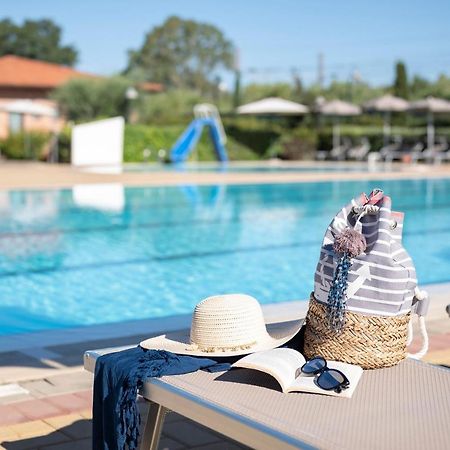Villaggio Il Girasole Follonica Bagian luar foto