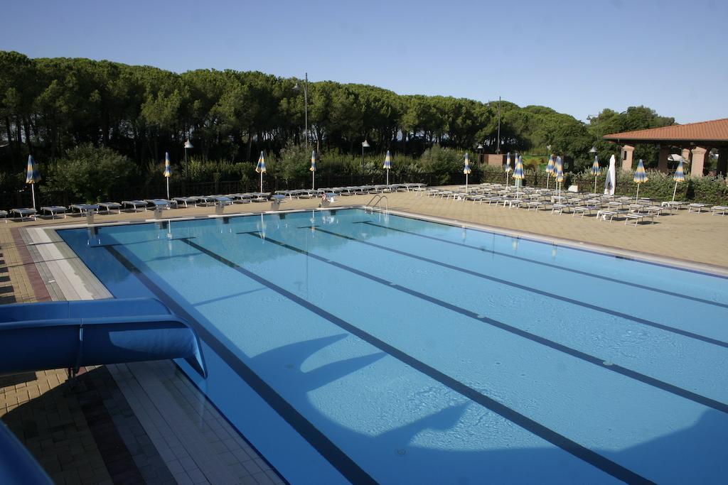 Villaggio Il Girasole Follonica Bagian luar foto