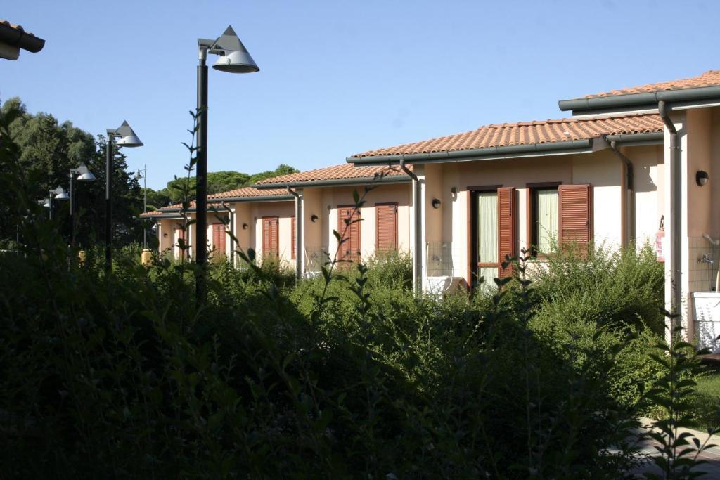 Villaggio Il Girasole Follonica Ruang foto