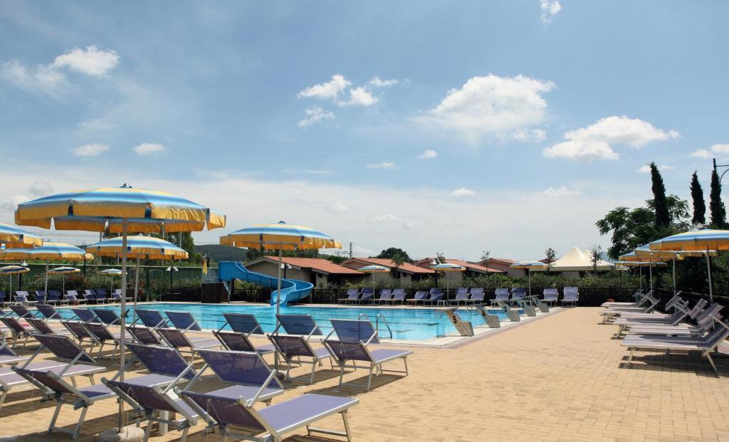 Villaggio Il Girasole Follonica Bagian luar foto